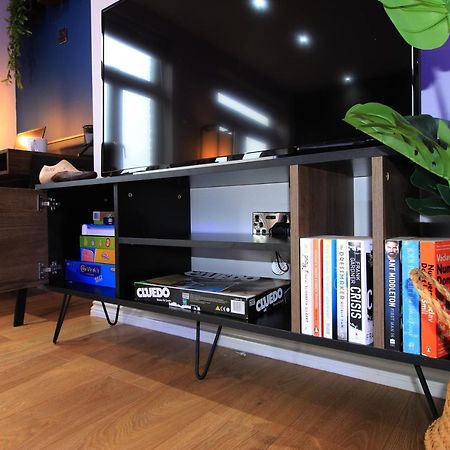 City Centre Gem In Southend Near The Beach, Station And Parking Apartment Bagian luar foto