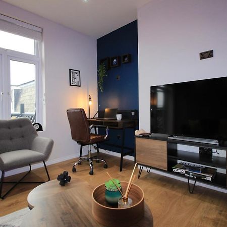 City Centre Gem In Southend Near The Beach, Station And Parking Apartment Bagian luar foto