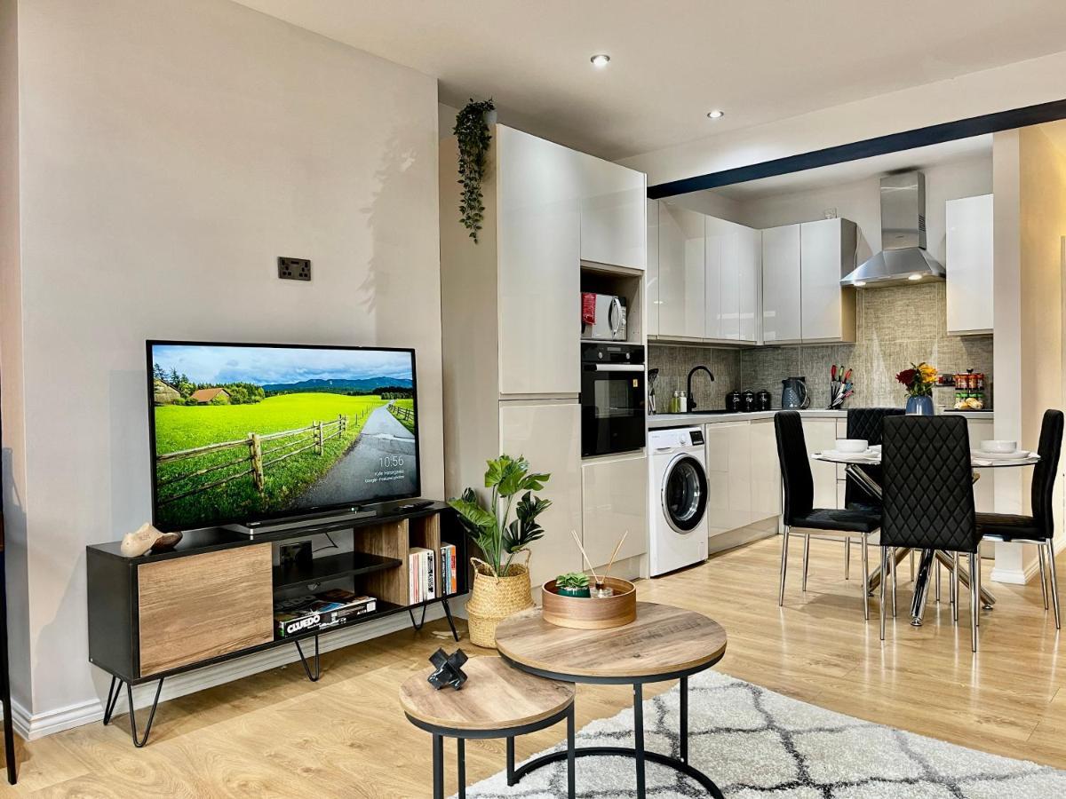 City Centre Gem In Southend Near The Beach, Station And Parking Apartment Bagian luar foto