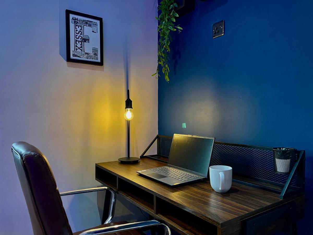 City Centre Gem In Southend Near The Beach, Station And Parking Apartment Bagian luar foto